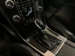 Punainen Maastoauto, Volvo XC60 – XPJ-737, kuva 13