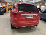 Punainen Maastoauto, Volvo XC60 – XPJ-737, kuva 3