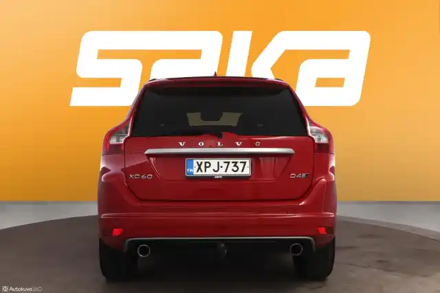 Punainen Maastoauto, Volvo XC60 – XPJ-737