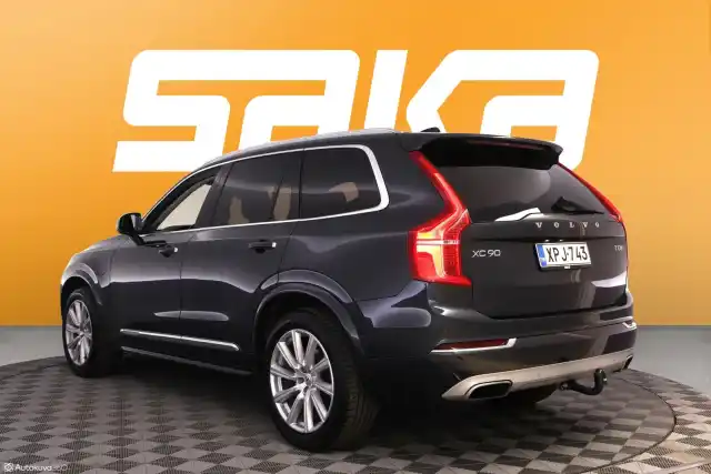 Harmaa Tila-auto, Volvo XC90 – XPJ-743