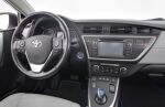 Valkoinen Viistoperä, Toyota Auris – XPK-838, kuva 11