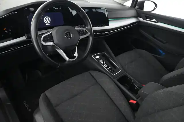 Harmaa Farmari, Volkswagen Golf – XPL-101