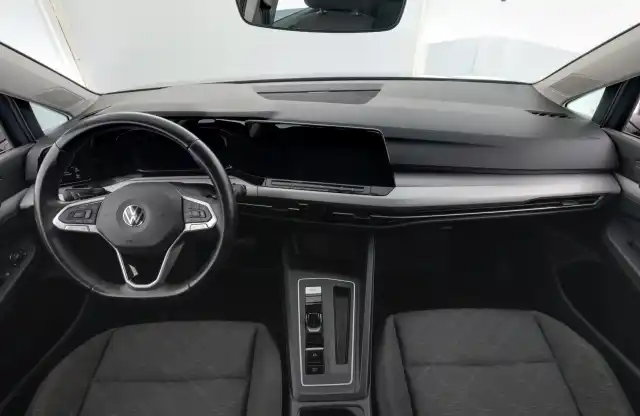 Harmaa Farmari, Volkswagen Golf – XPL-101