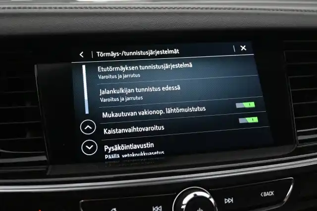 Sininen Viistoperä, Opel Insignia – XPM-308