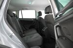 Harmaa Maastoauto, Volkswagen Tiguan – XPM-563, kuva 15