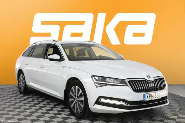 Valkoinen Farmari, Skoda Superb – XPN-356