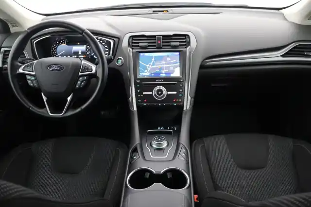 Valkoinen Farmari, Ford Mondeo – XPN-765