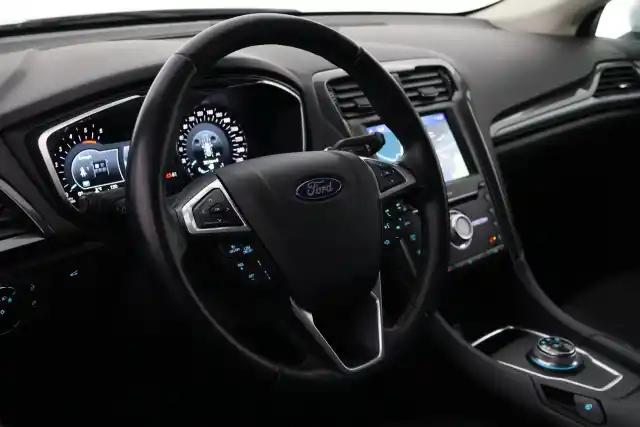 Valkoinen Farmari, Ford Mondeo – XPN-765