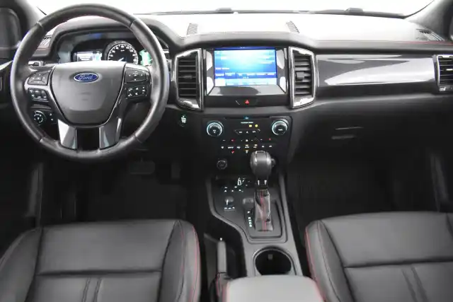 Harmaa Avolava, Ford Ranger – XPN-873