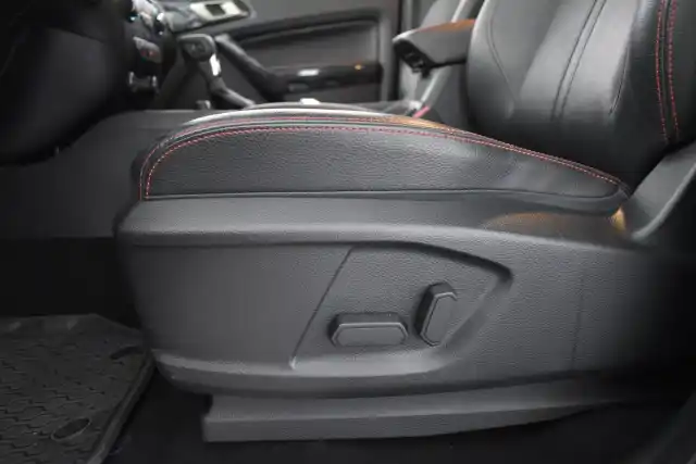 Harmaa Avolava, Ford Ranger – XPN-873