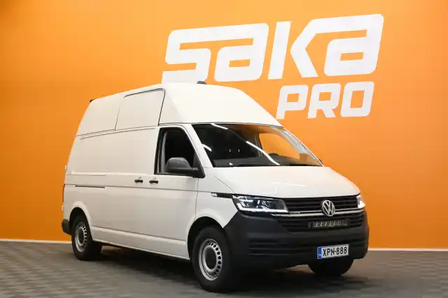 Valkoinen Pakettiauto, Volkswagen Transporter – XPN-888