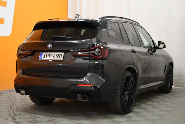 Harmaa Maastoauto, BMW X3 – XPP-490