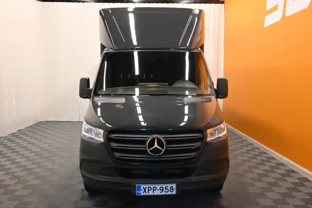 Harmaa Pakettiauto, Mercedes-Benz Sprinter – XPP-958