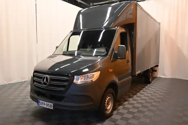 Harmaa Pakettiauto, Mercedes-Benz Sprinter – XPP-958