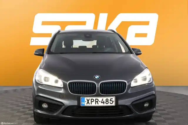 Harmaa Farmari, BMW 225 – XPR-485