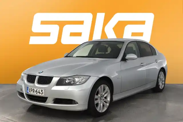 Hopea Sedan, BMW 325 – XPR-643