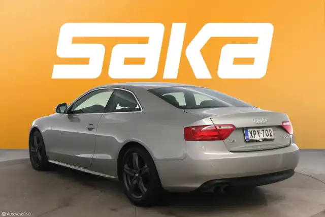 Harmaa Coupe, Audi A5 – XPY-702