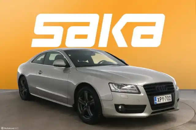 Harmaa Coupe, Audi A5 – XPY-702