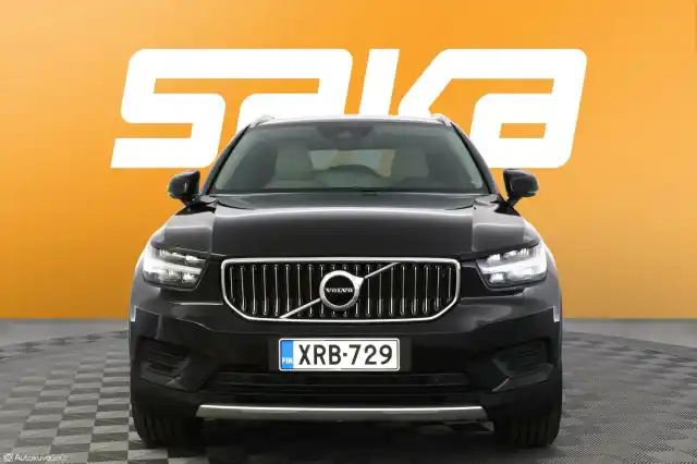 Musta Maastoauto, Volvo XC40 – XRB-729