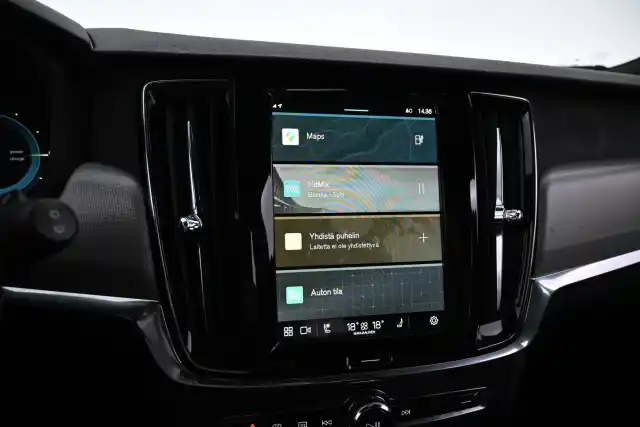 Musta Farmari, Volvo V90 – XRE-365