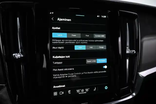 Musta Farmari, Volvo V90 – XRE-365