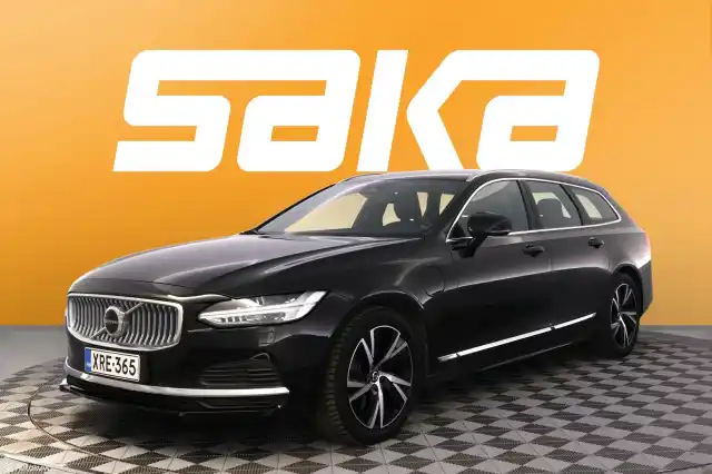 Musta Farmari, Volvo V90 – XRE-365