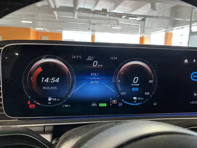 Musta Maastoauto, Mercedes-Benz GLE – XRE-543