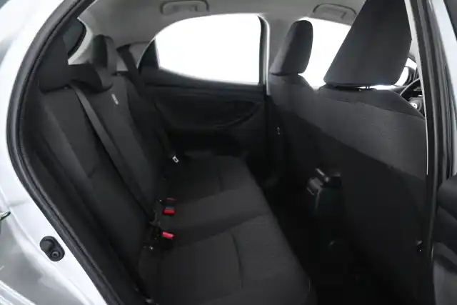Hopea Viistoperä, Toyota Yaris – XRJ-544