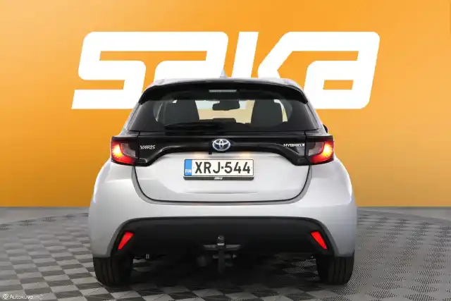 Hopea Viistoperä, Toyota Yaris – XRJ-544