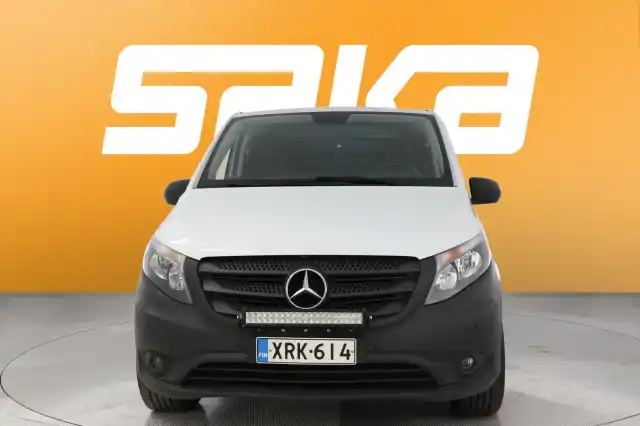 Valkoinen Pakettiauto, Mercedes-Benz Vito – XRK-614