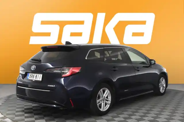 Sininen Farmari, Toyota Corolla – XRK-811