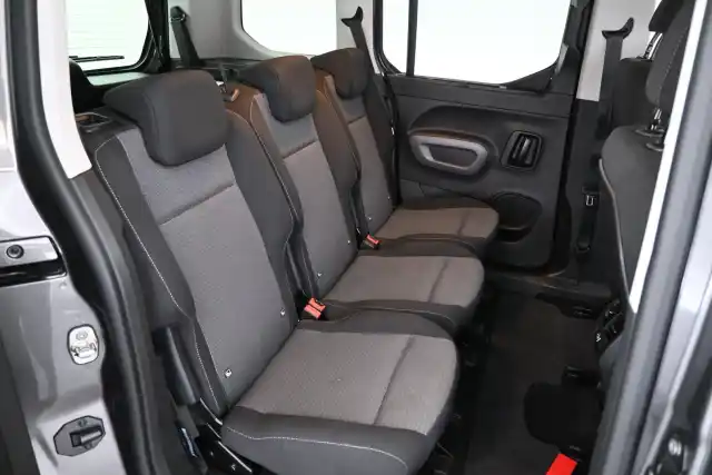 Harmaa Tila-auto, Toyota Proace CITY Verso EV – XRN-245