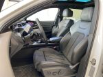 Valkoinen Maastoauto, Audi e-tron – XRO-290, kuva 4