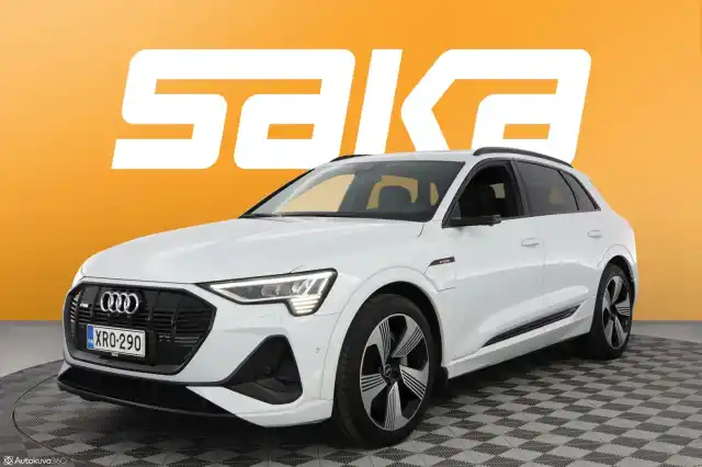 Valkoinen Maastoauto, Audi e-tron – XRO-290