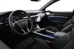 Valkoinen Maastoauto, Audi e-tron – XRO-290, kuva 13