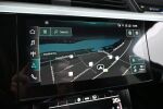 Valkoinen Maastoauto, Audi e-tron – XRO-290, kuva 22