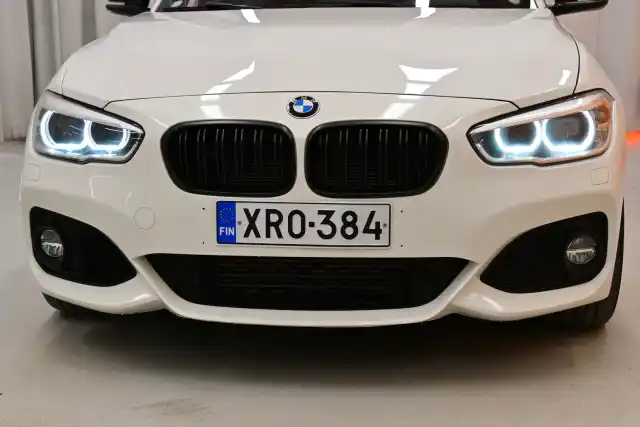Valkoinen Viistoperä, BMW 118 – XRO-384