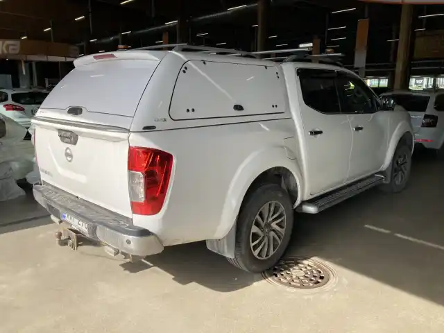 Valkoinen Pakettiauto, Nissan NP300 – XRP-270