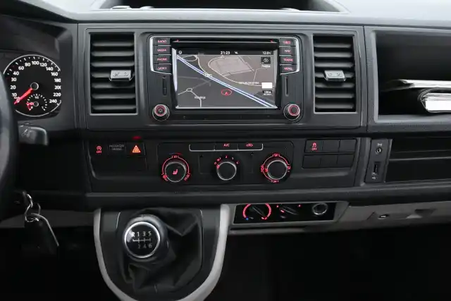 Hopea Pakettiauto, Volkswagen Transporter – XRP-311