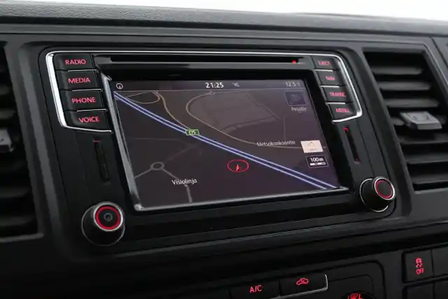Hopea Pakettiauto, Volkswagen Transporter – XRP-311