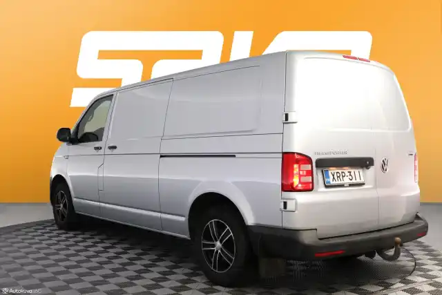 Hopea Pakettiauto, Volkswagen Transporter – XRP-311