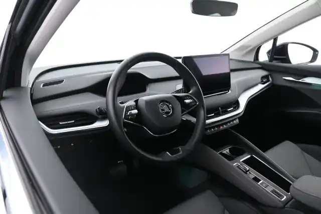 Musta Maastoauto, Skoda Enyaq – XRP-363