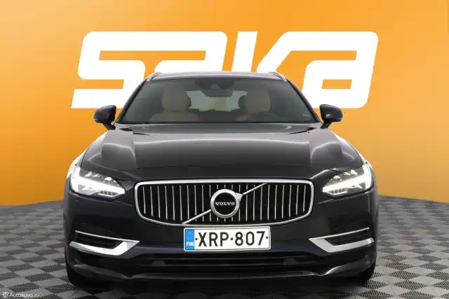 Sininen Farmari, Volvo V90 – XRP-807