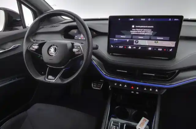 Musta Maastoauto, Skoda Enyaq – XRP-861