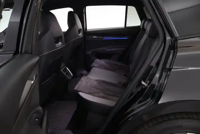 Musta Maastoauto, Skoda Enyaq – XRP-861