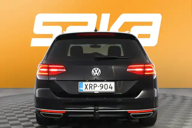 Musta Farmari, Volkswagen Passat – XRP-904