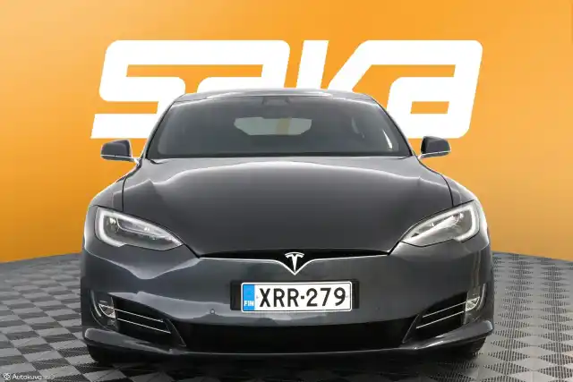 Harmaa Sedan, Tesla Model S – XRR-279