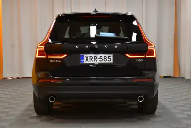 Musta Maastoauto, Volvo XC60 – XRR-585