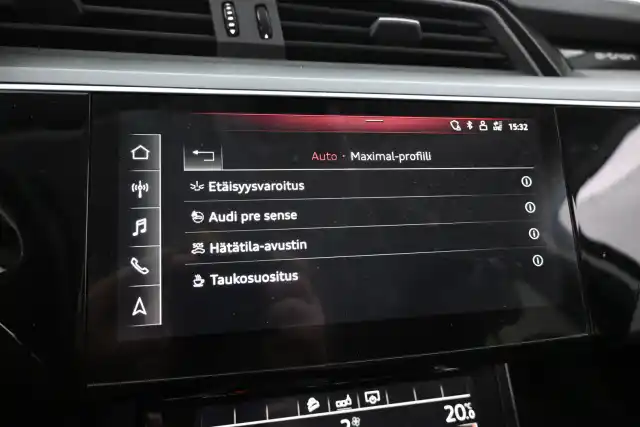 Musta Maastoauto, Audi e-tron – XRR-640