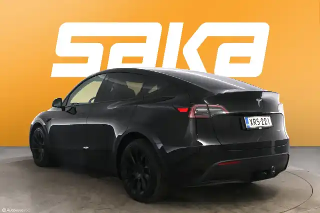 Musta Maastoauto, Tesla Model Y – XRS-221